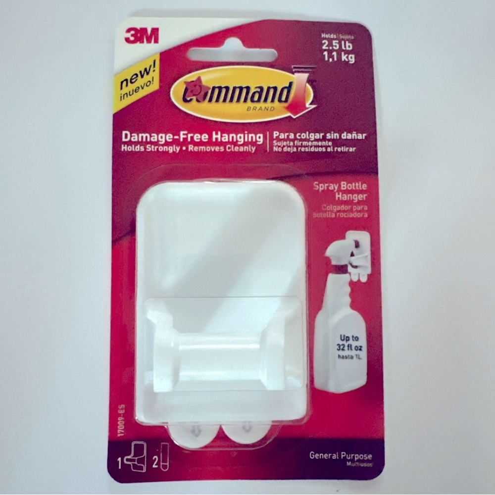 Command White Spray Bottle Hanger